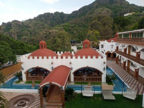 Гостиница Hotel Leyenda del Tepozteco  Тепостлан
